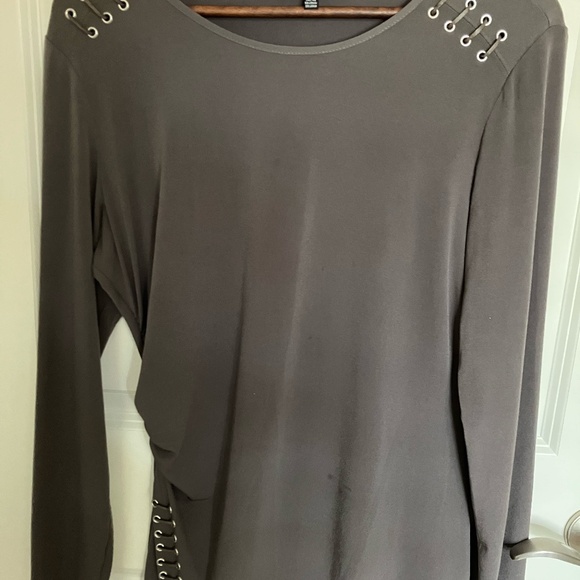 Top - Picture 1 of 5